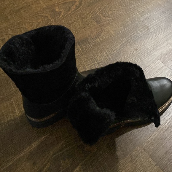 Leather boots - Picture 3 of 5